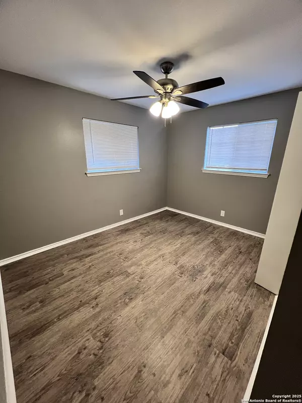 San Antonio, TX 78228,844 SUNSHINE DR UNIT 301