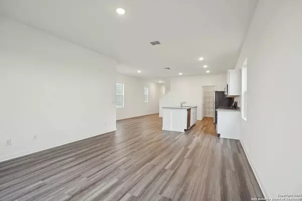 San Antonio, TX 78222,5214 Thistle Place