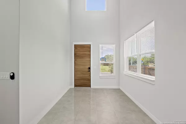 San Antonio, TX 78254,10706 Pharaoh