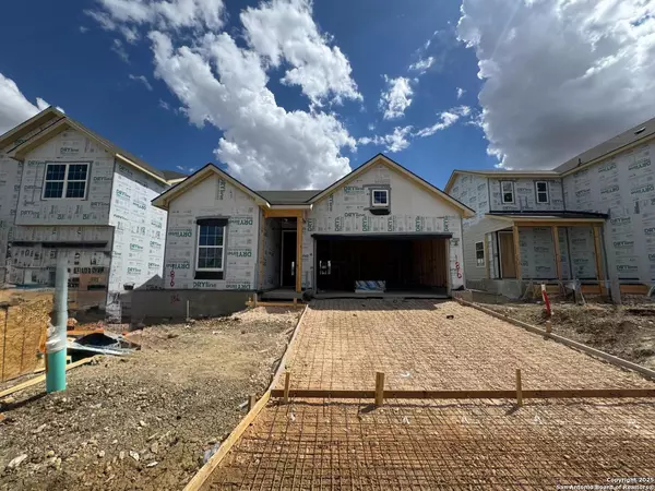 Adkins, TX 78101,186 Peeps Ct.