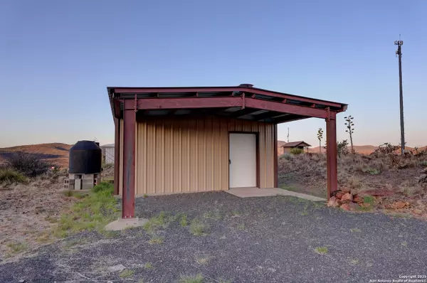 Fort Davis, TX 79734,104 Antler