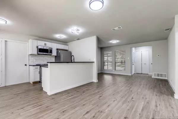 Kirby, TX 78219,3719 Autumn