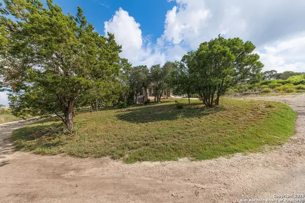 Rio Medina, TX 78066,744 County Road 2651