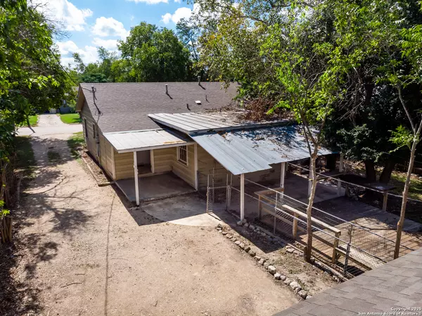 Kerrville, TX 78028,316 Powell