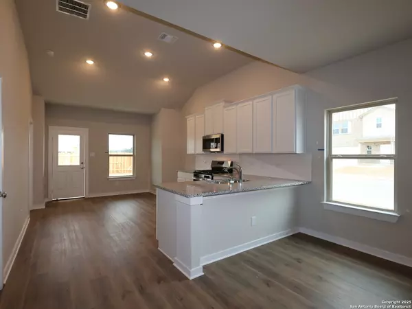 San Antonio, TX 78253,6702 Red Buffalo Trail