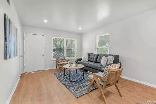 San Antonio, TX 78229,4627 Lyceum