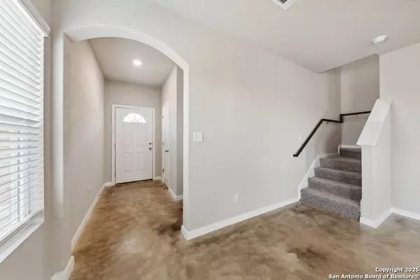 Bexar Co, TX 78218,8030 Dial Ike UNIT UNIT 14- 402