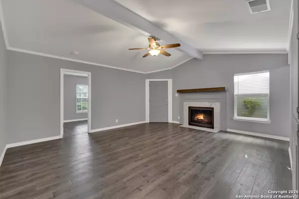 San Antonio, TX 78247,3915 Chimney Springs