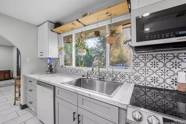 Pipe Creek, TX 78063,133 Alamo