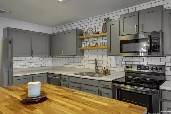 San Antonio, TX 78249,7615 Woller Pl