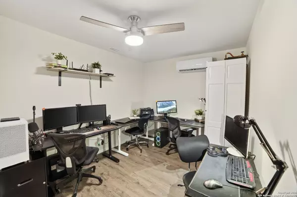 Kerrville, TX 78028,104 Amelia Ct