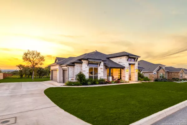 Castroville, TX 78009,552 Falcon Cove