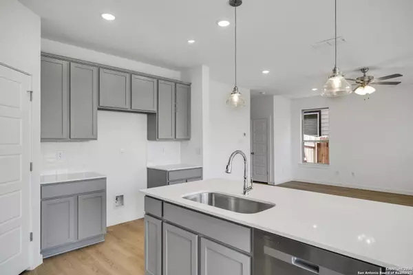 San Antonio, TX 78253,14344 Iron Knight