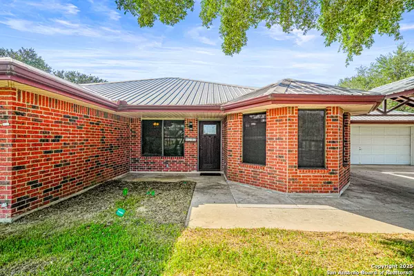 La Vernia, TX 78121,4743 Fm 775