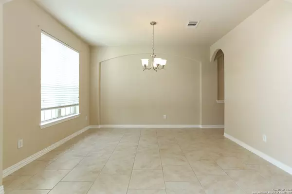 San Antonio, TX 78254,8715 hideout