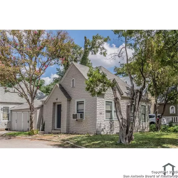743 Ashby, San Antonio, TX 78212