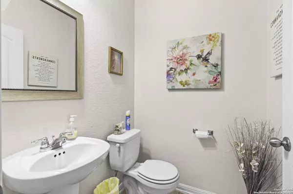 San Antonio, TX 78244,6803 Melody Stone