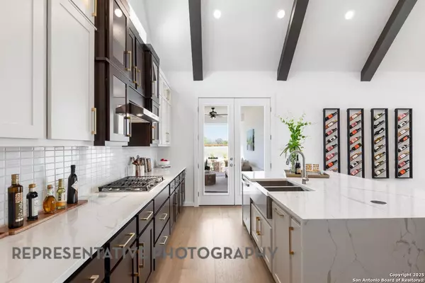 Schertz, TX 78154,12213 Moon Pool