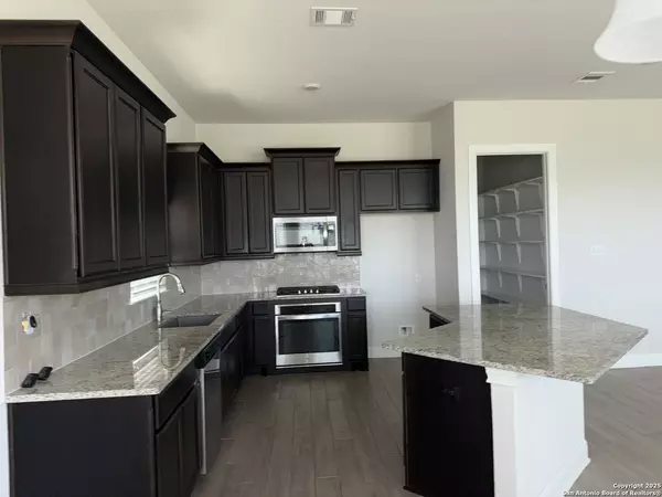 Boerne, TX 78015,27610 Falls Cove