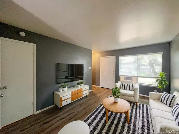 San Antonio, TX 78223,2802 Lasses Blvd UNIT 15