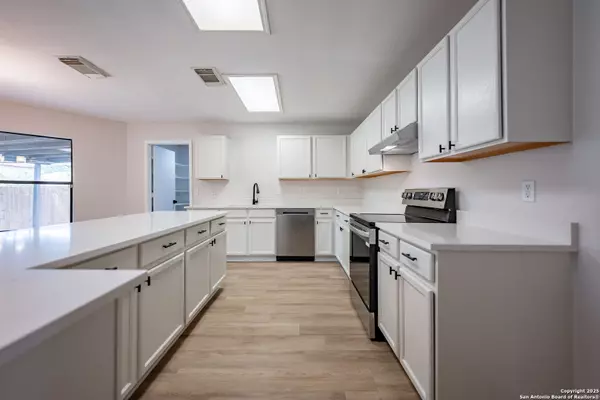 San Antonio, TX 78249,11203 Berkley Sq