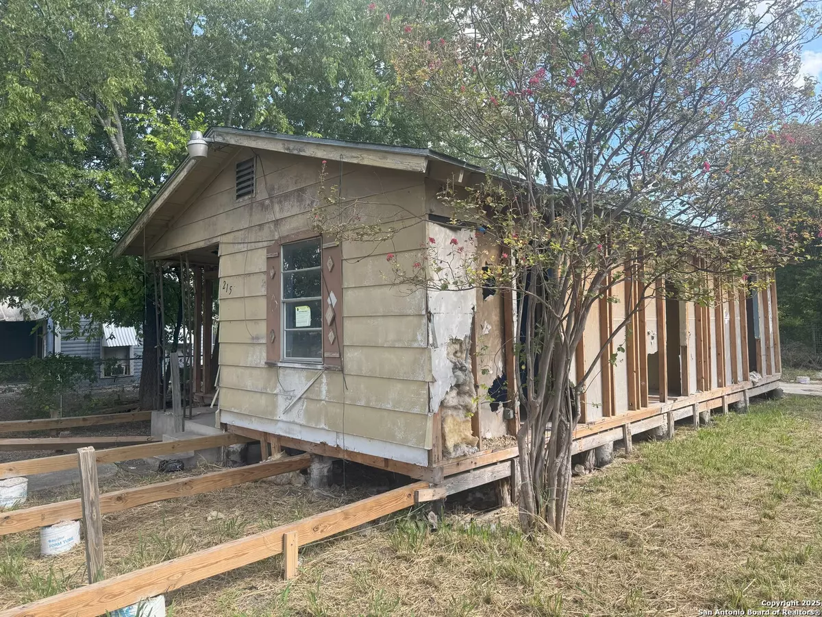 San Antonio, TX 78204,215 rehmann