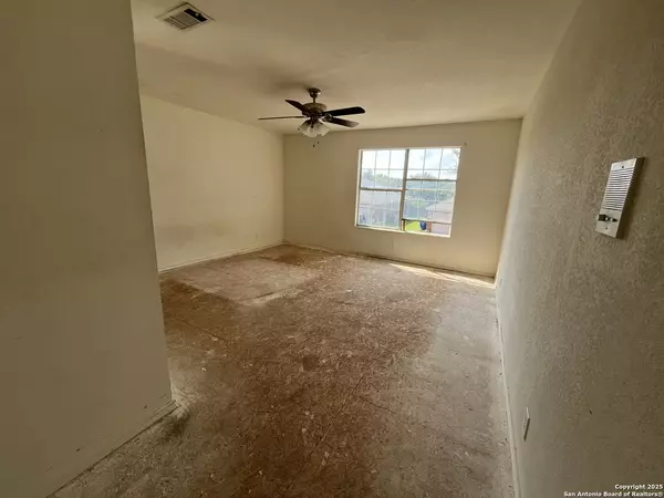 San Antonio, TX 78250,8006 Avellano