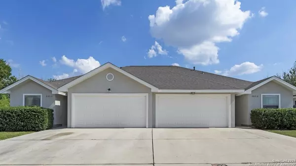 New Braunfels, TX 78130,3021/3023 Douglas Fir