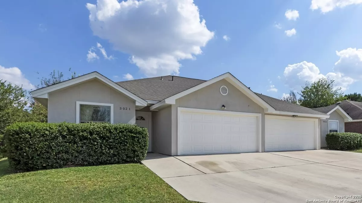 New Braunfels, TX 78130,3021/3023 Douglas Fir