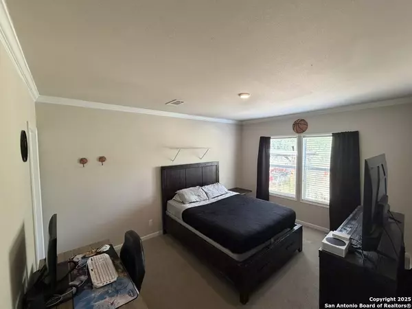 Leming, TX 78050,474 Peach