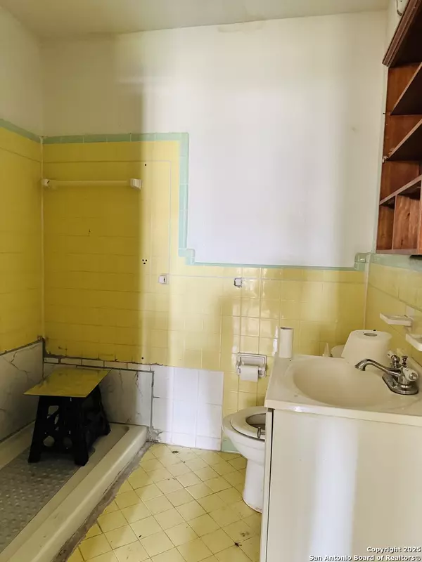 San Antonio, TX 78213,346 Laurelwood