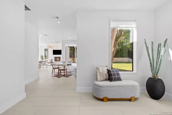 Terrell Hills, TX 78209,804 Canterbury Hill