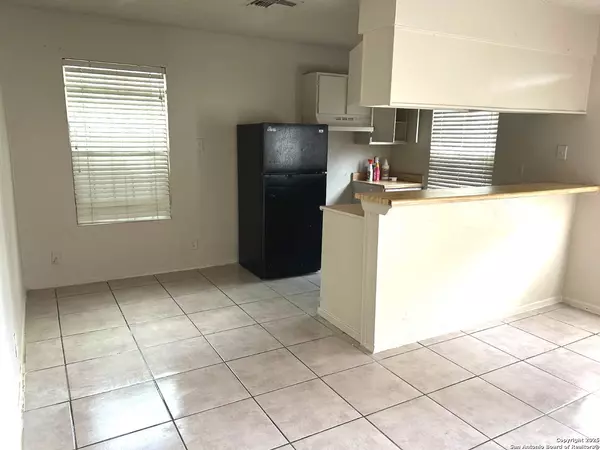 San Antonio, TX 78210-4458,3438 GATEWAY DR