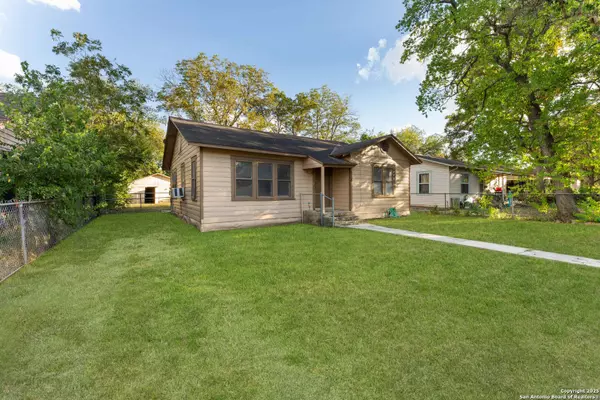 518 Wright Ave, Schertz, TX 78154