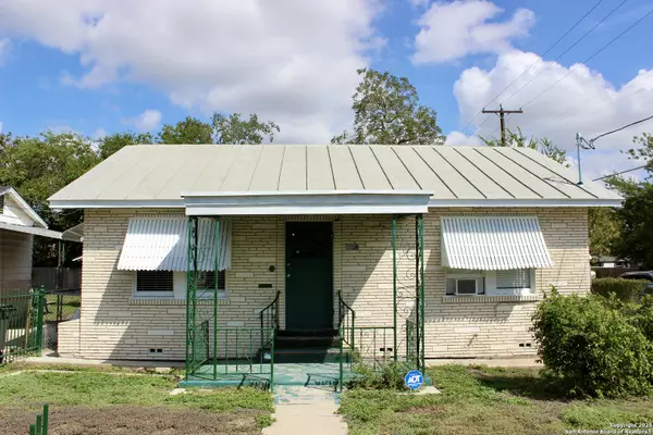 2055 Crockett St, San Antonio, TX 78202