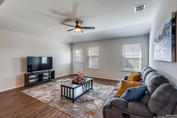 San Antonio, TX 78244,8202 Lazy Brook