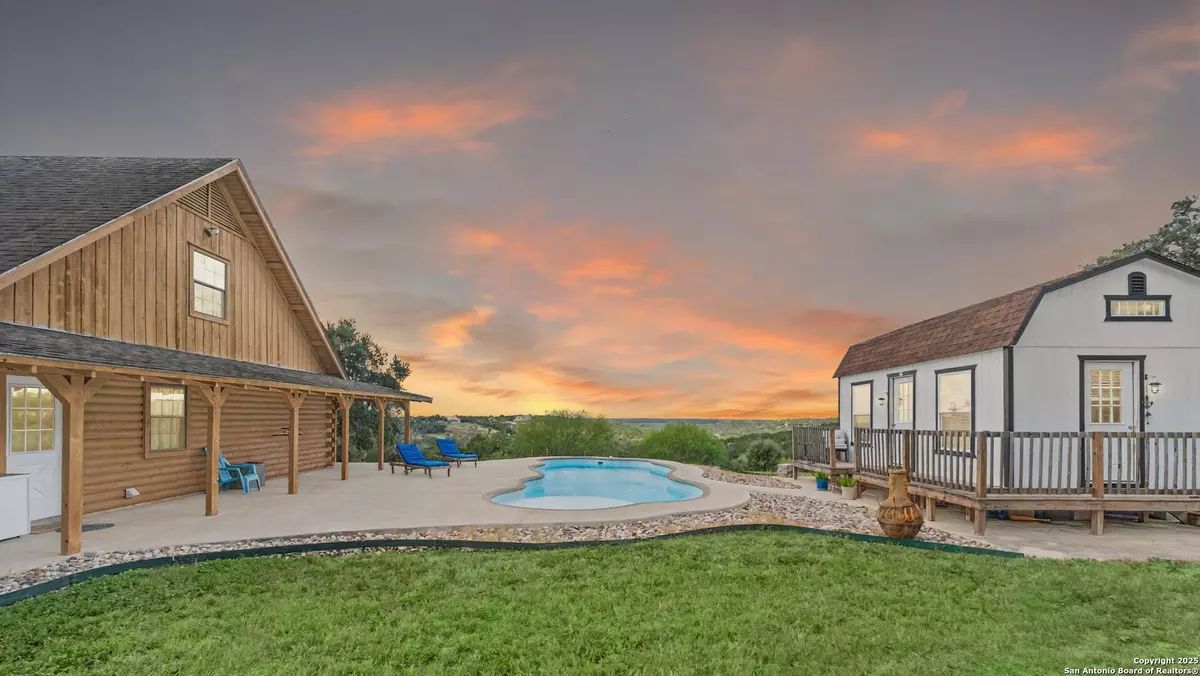 Mico, TX 78056,795 County Road 368