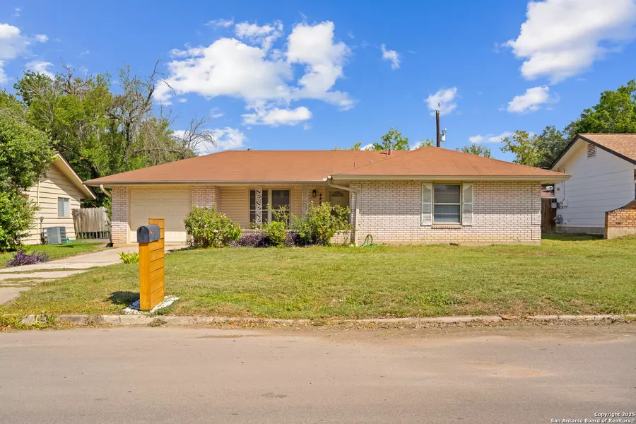 4427 First View, San Antonio, TX 78217