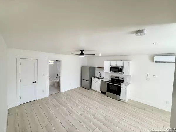 New Braunfels, TX 78130,2204 San Antonio UNIT 6