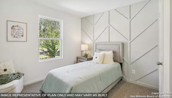 San Antonio, TX 78221,2119 Zephyr Lily