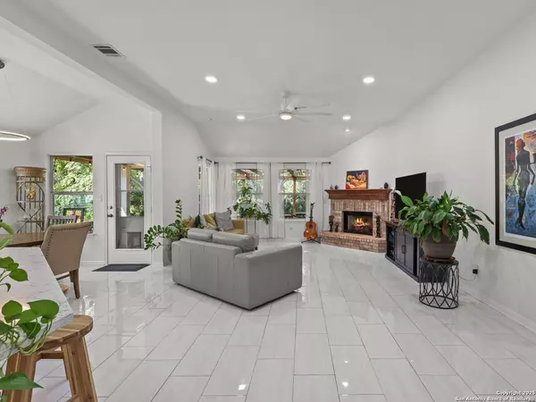 10903 Wilson Oaks, San Antonio, TX 78249