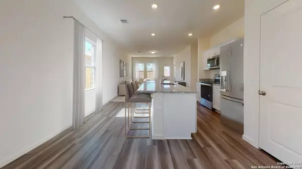 San Antonio, TX 78252,7214 King Bend