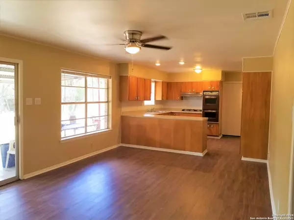 San Antonio, TX 78255-1040,15907 WHITE FAWN DR