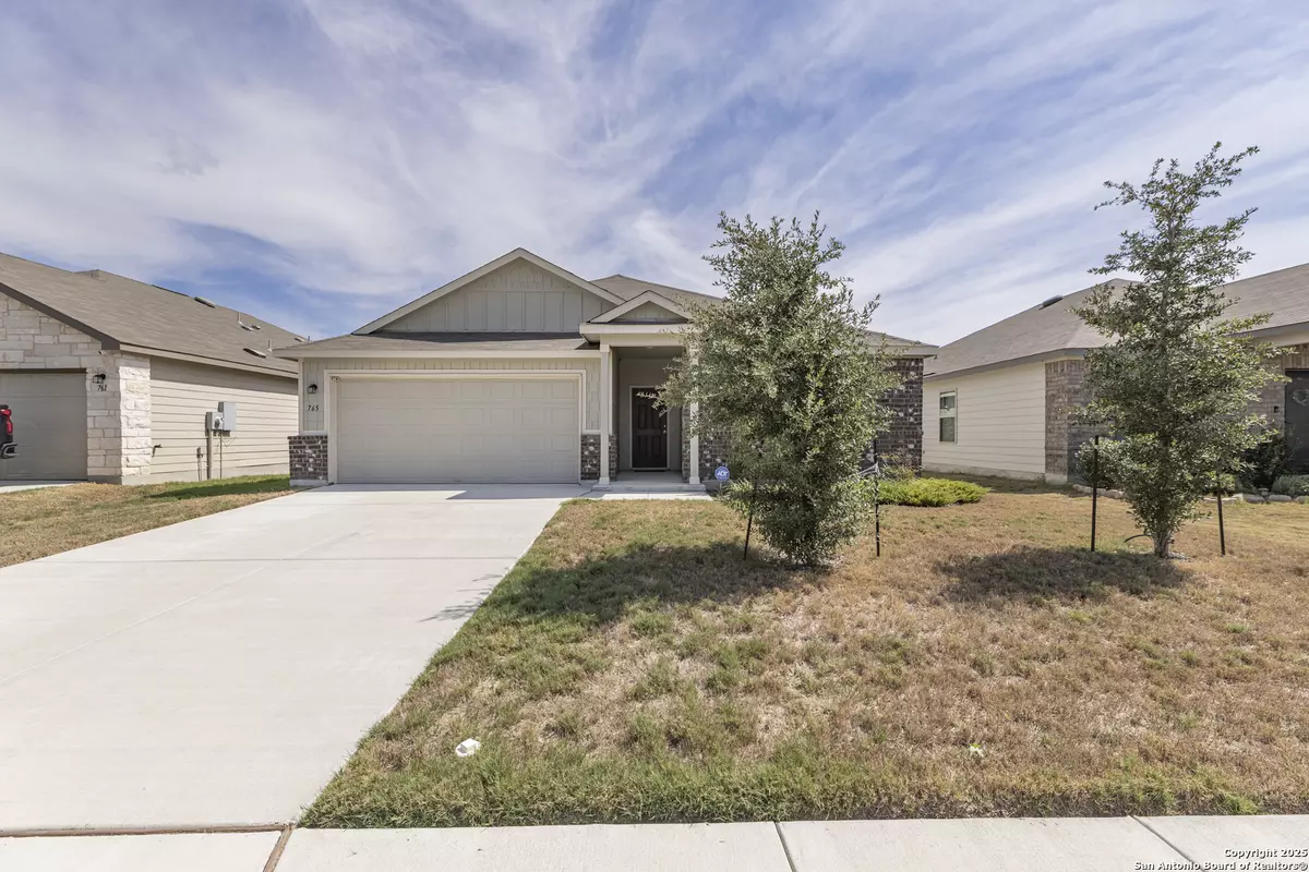 Seguin, TX 78155,765 Stonemanor Bay