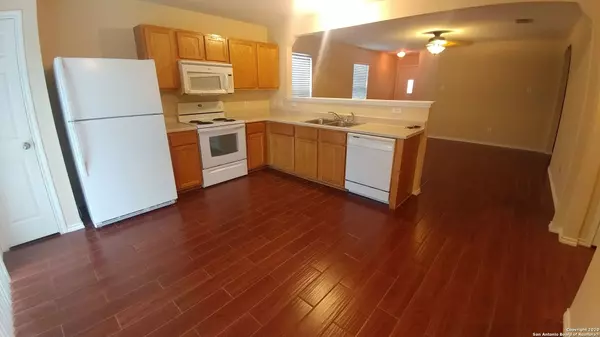 San Antonio, TX 78261,25211 Longbranch