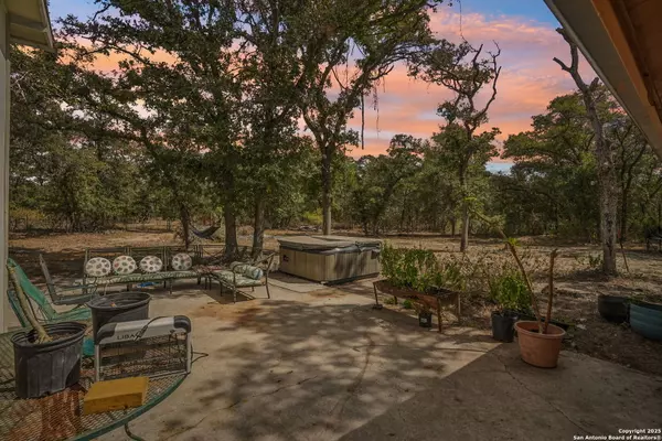 Seguin, TX 78155,3001 Curry