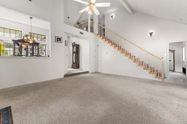 San Antonio, TX 78260,25735 Green River Dr.