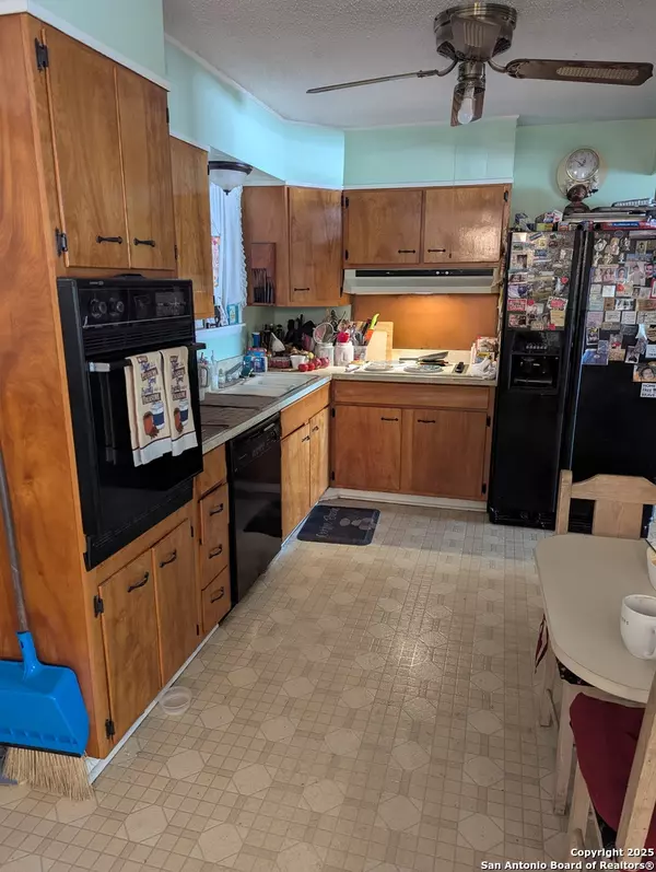 San Antonio, TX 78223,359 Kate Schenck