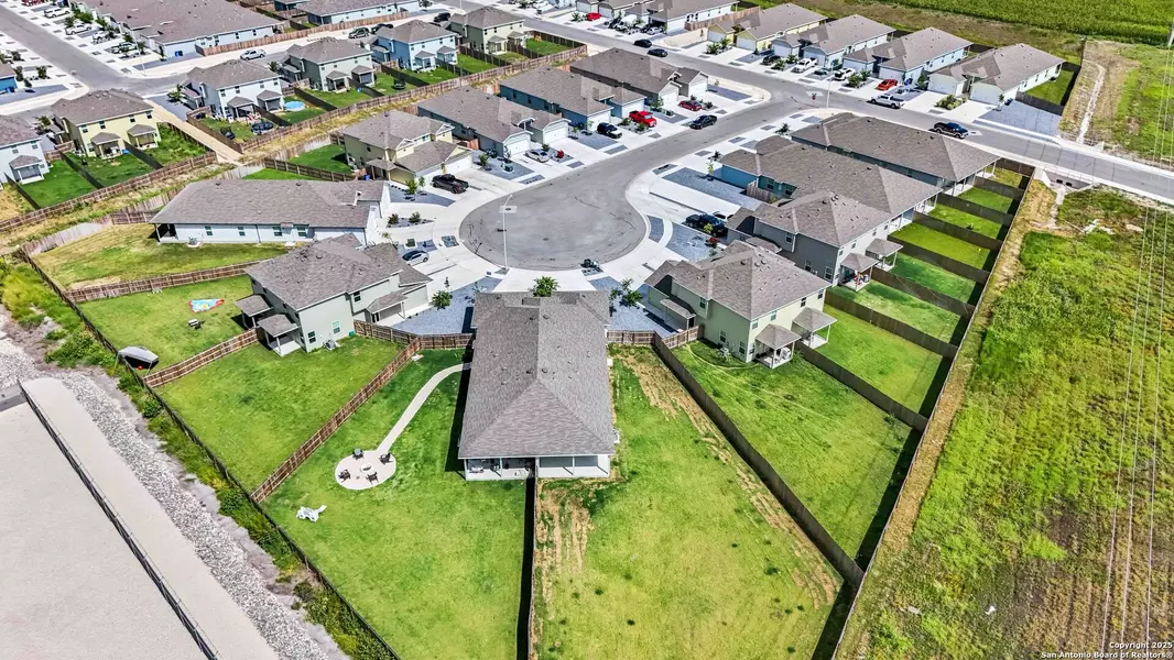 3417-3419 Lindsay Lane, Seguin, TX 78155