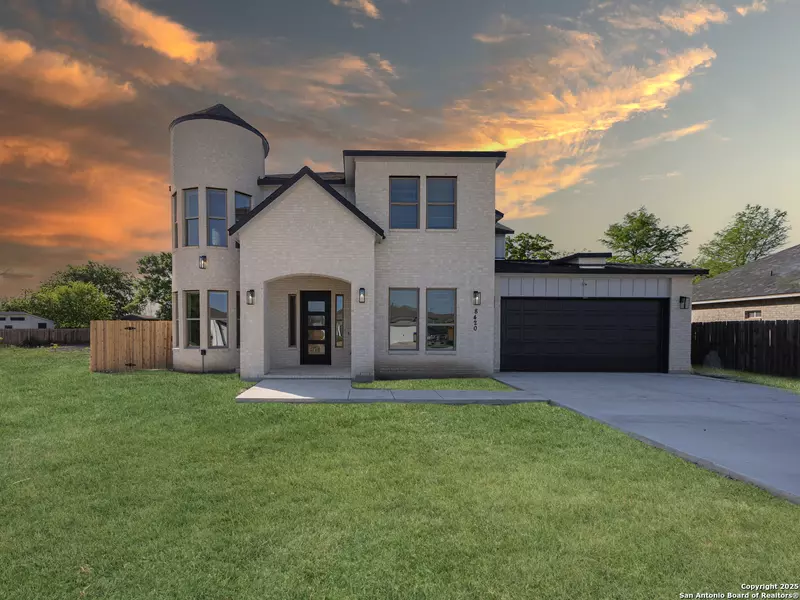 8420 Bluffside, Selma, TX 78154